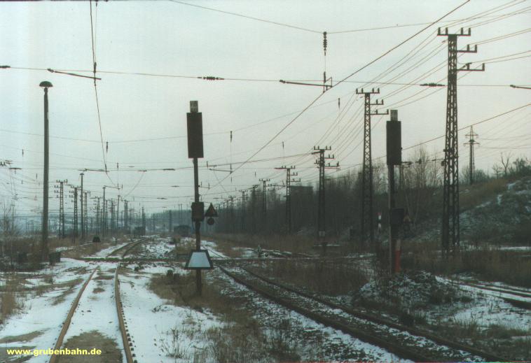 Bahnhofseinfahrt bei Kahnsdorf am Stw 12